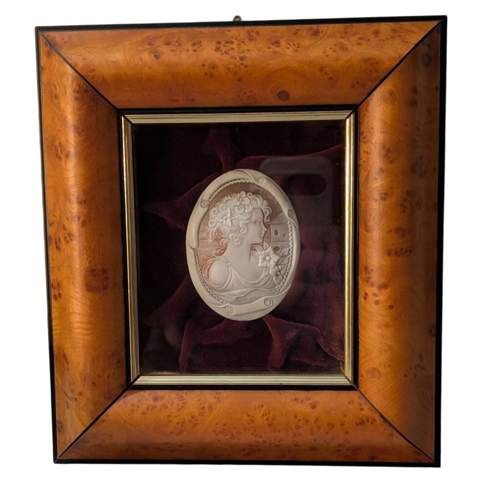 Vintage Italian Cameo Art Burled Wood Frame Velvet Backing made in Italy - Picture 7 of 13